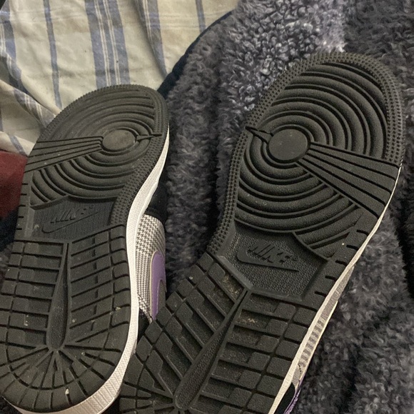 jordan 1s - Picture 4 of 6